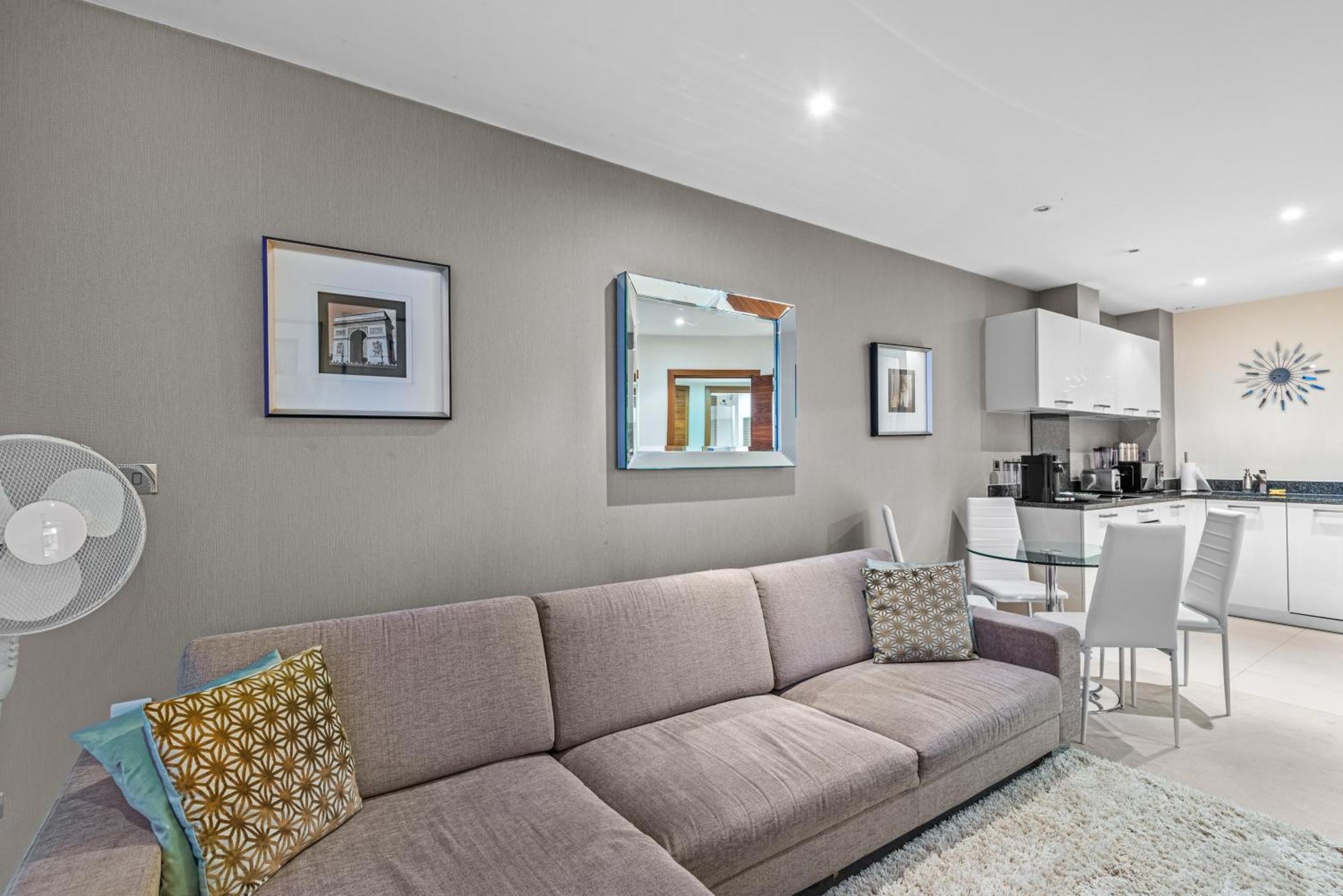 לונדון Londwell, Chelsea Living, Central Flat With Balcony מראה חיצוני תמונה